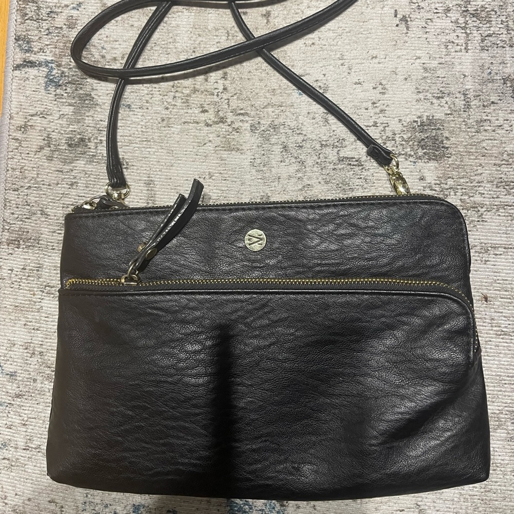 #Travanti#Shoulderbag#Crossbody#Excellent ##💕💕Condition no stains##💕💕